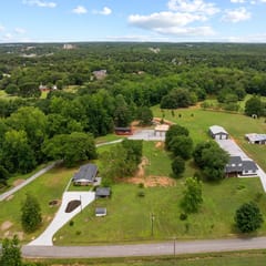 Spacious Multi Family Estate, Sleeps 29; Teams, Reunions