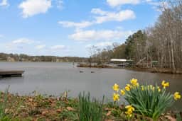 Anchored @ Lake Bowen