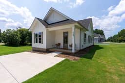 Downtown Greer Poplar 3B Home - Image 5