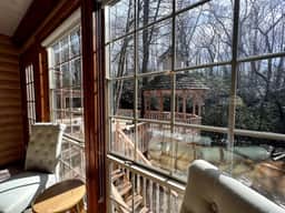 Cabin at Ballenger Bridge - Image 5