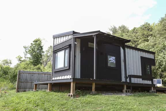 Cozy Rural Tiny Home - Image 1