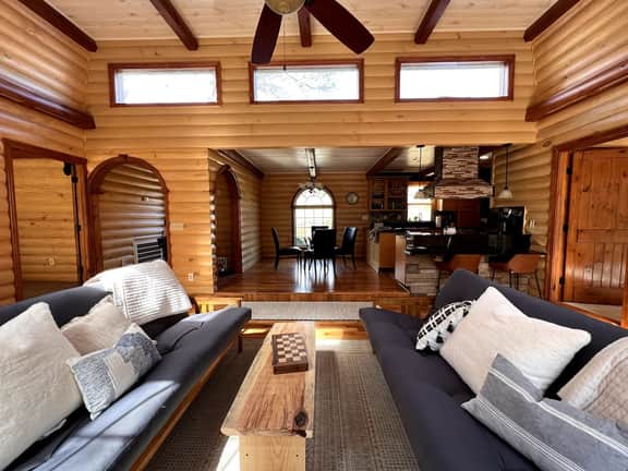 Cabin at Ballenger Bridge - Image 3